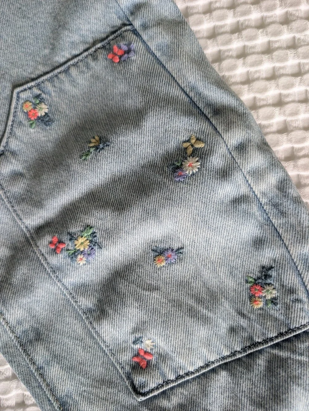 Gap Floral Embroidered Horseshoe Jeans